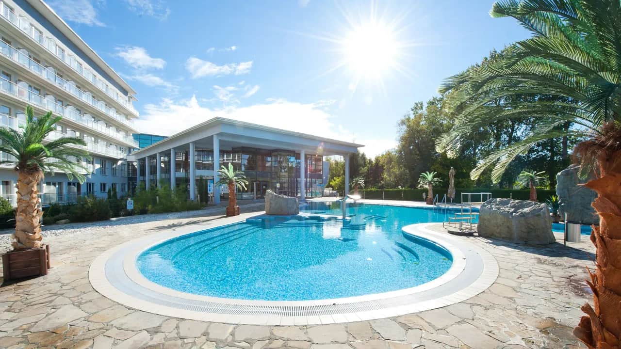 Ikar Plaza Kołobrzeg: 4 gwiazdki! Co to znaczy dla Twojego urlopu?