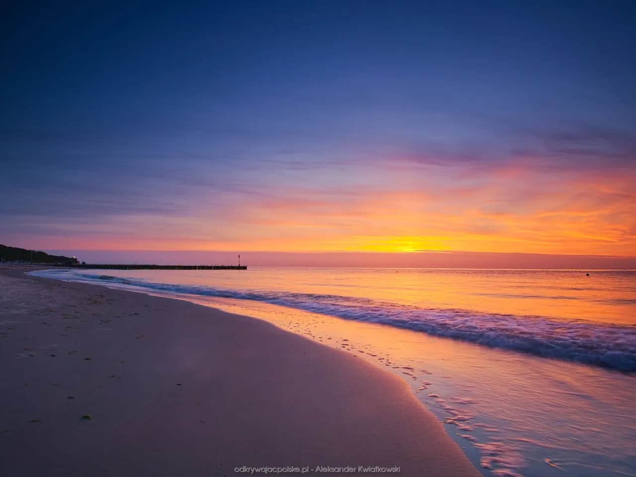 Magiczny wschód słońca w Kołobrzegu: Gdzie i kiedy go zobaczyć?